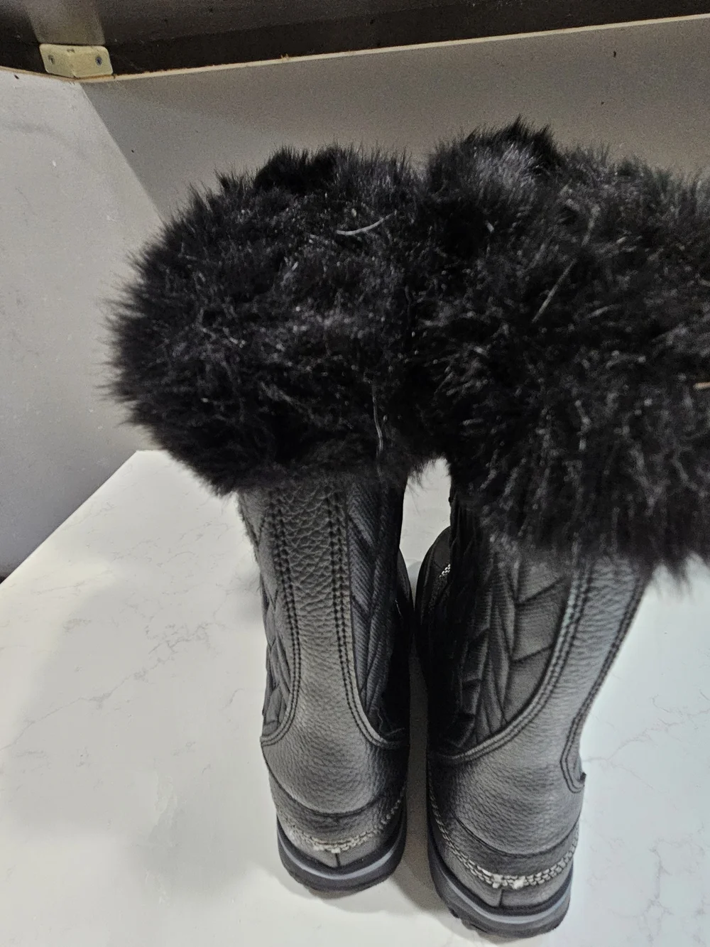 Superfit Black Women's Winter Lace-Up Fur Trim Boots Size 8